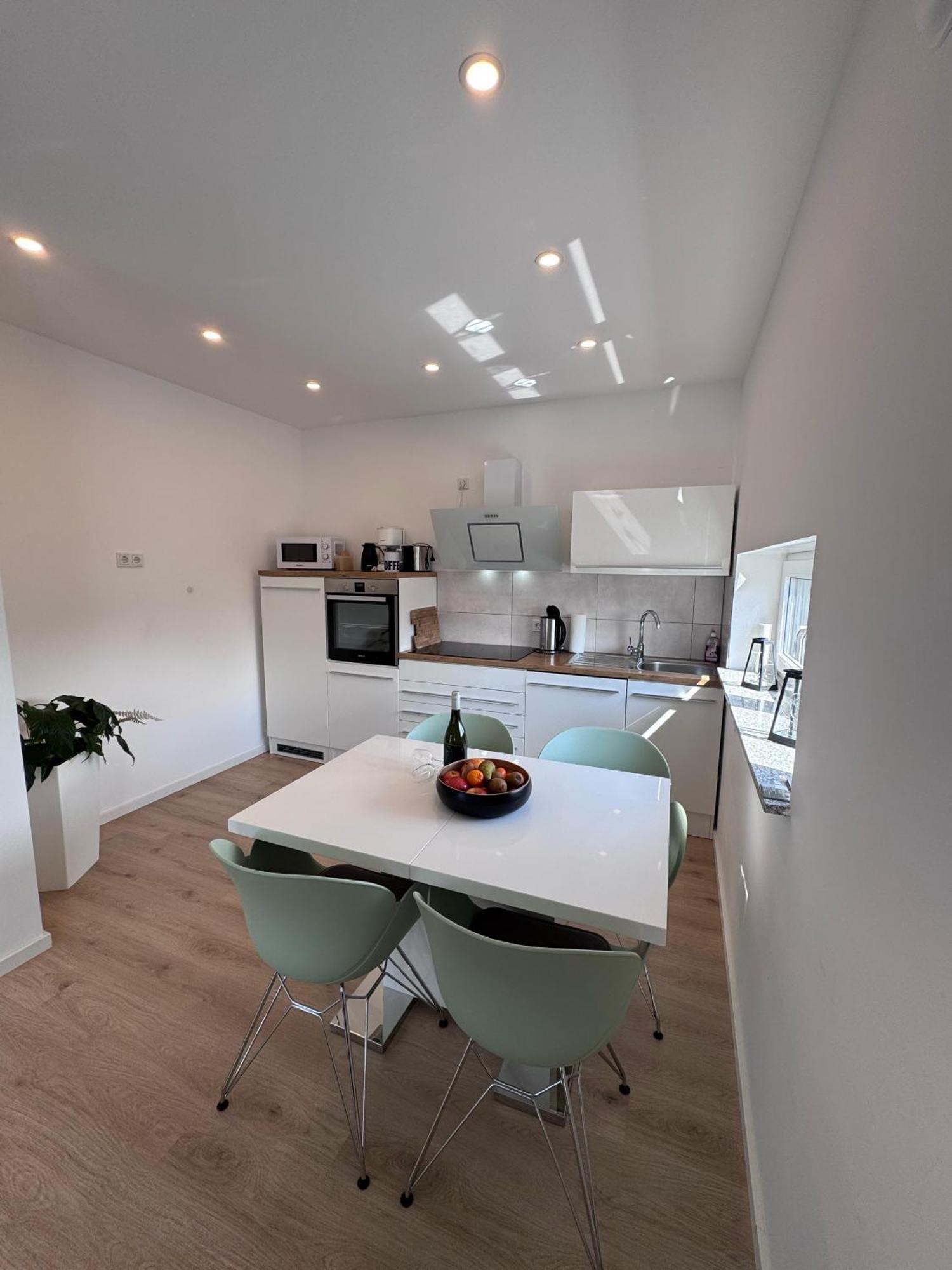 Ferienwohnung Dariana Schwalbach/Saar Esterno foto